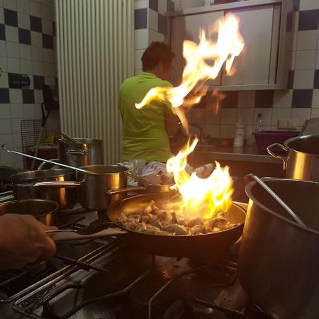 Warias Hotel & Restaurant Braunsbedra Ngoại thất bức ảnh