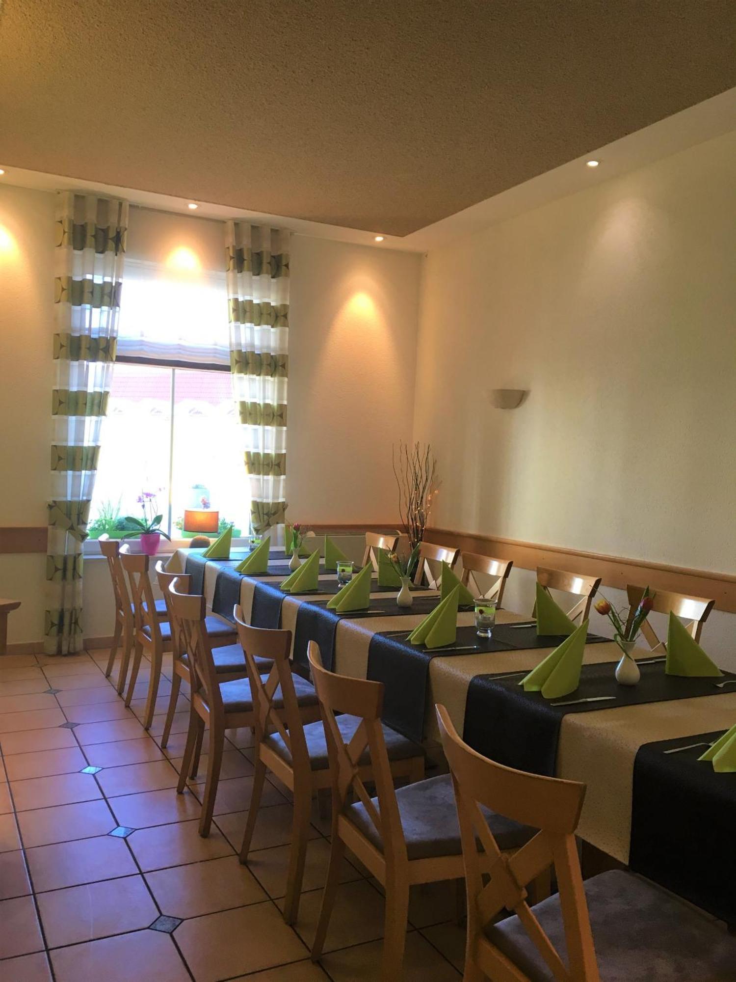 Warias Hotel & Restaurant Braunsbedra Ngoại thất bức ảnh